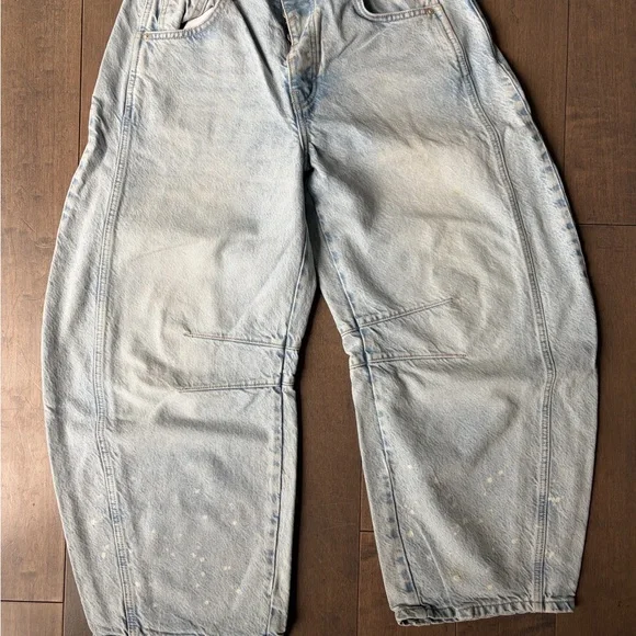 We The Free Faded Blue Relaxed Jeans - Picture 1 of 3